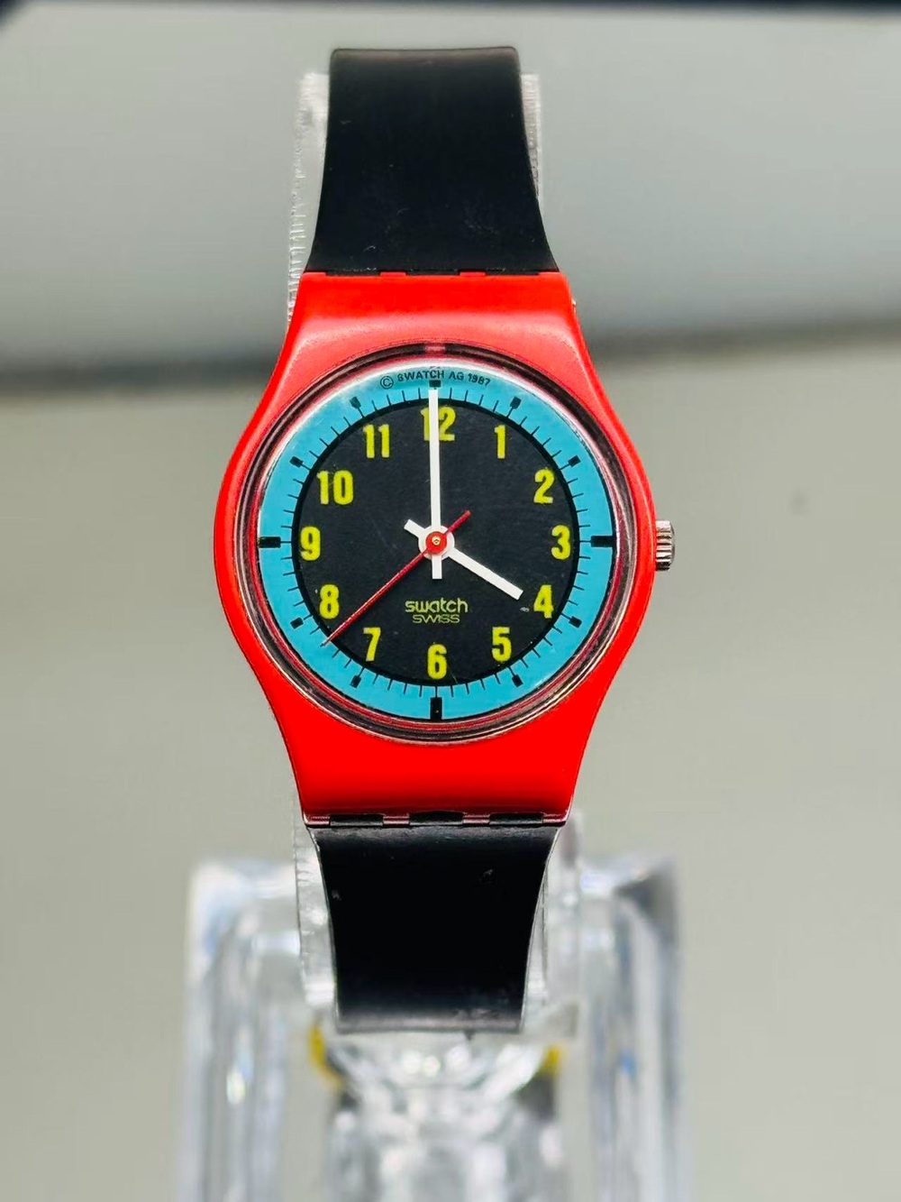Vintage Swatch S716 Quartz Watch Red Case Black Dial 25mm New Battery Runs